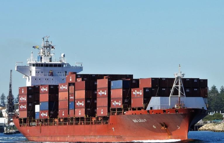 Big Lily container ship